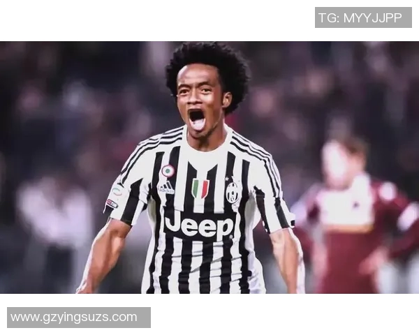 足球传奇球星精彩瞬间集锦动作回顾精彩演绎技术与风采的完美融合